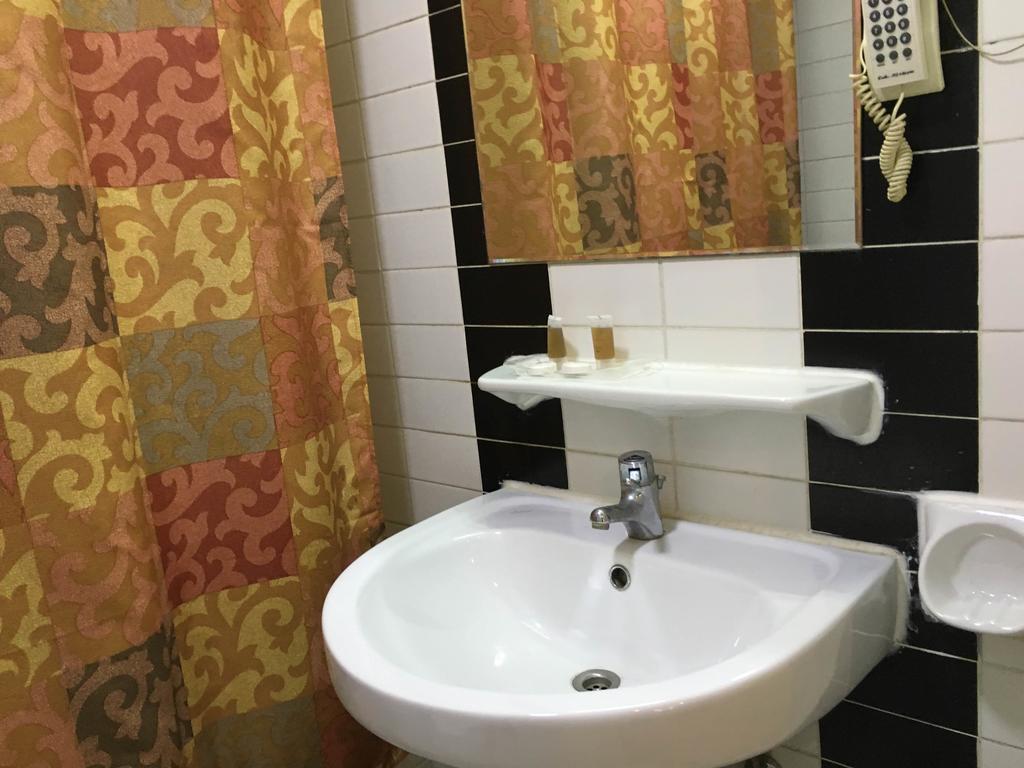 Everest International Hotel ドバイ 部屋 写真